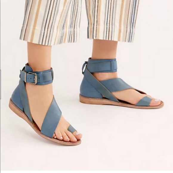 Free People Shoes - Free People Teal Blue Vale Leather Asymmetrical Toe Loop Boot Sandals Size 37